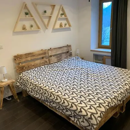 Maison 10 Personnes, Isolee. Villa *
