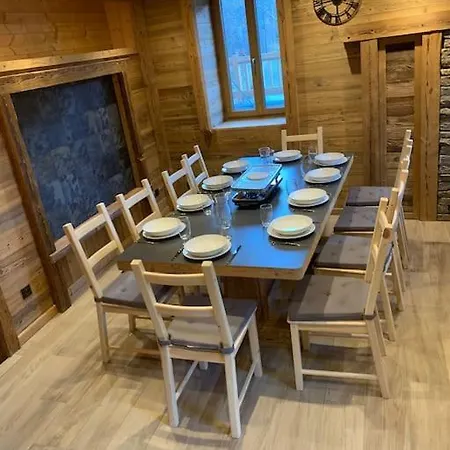 Maison 10 Personnes, Isolee. Villa