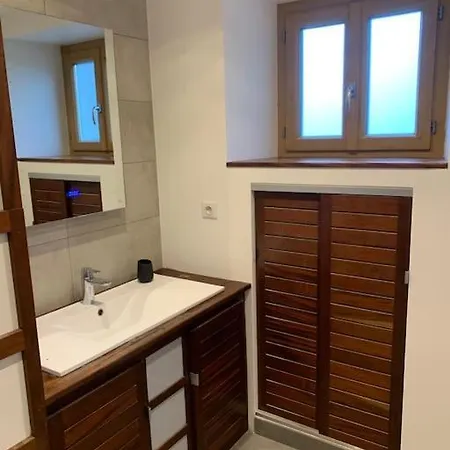 Maison 10 Personnes, Isolee.